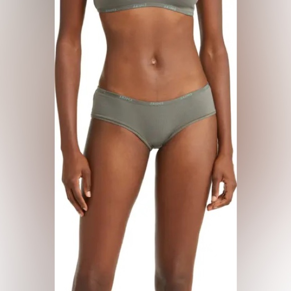 SKIMS Cotton Logo Hipster Underwear • Size XXS • New with Tags🎉